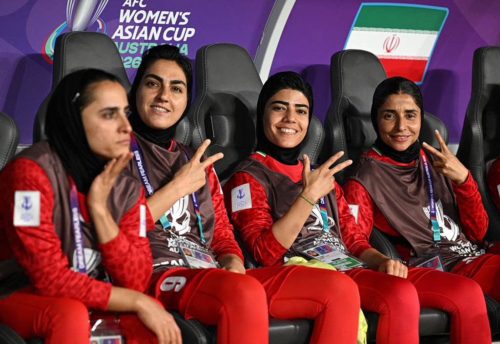 Australia Grants Visas to Five Iranian Women Footballers