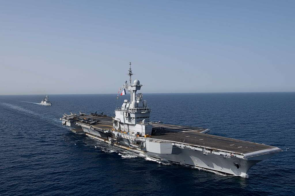 Jogger Accidentally Reveals Position of French Aircraft Carrier