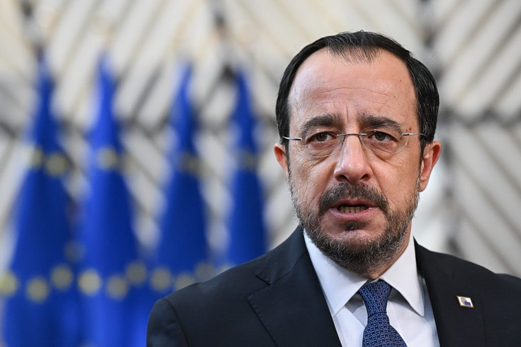 Cyprus President Calls for Talks on British Military Bases