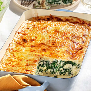 Spinach-Filled Crêpes with Creamy Béchamel