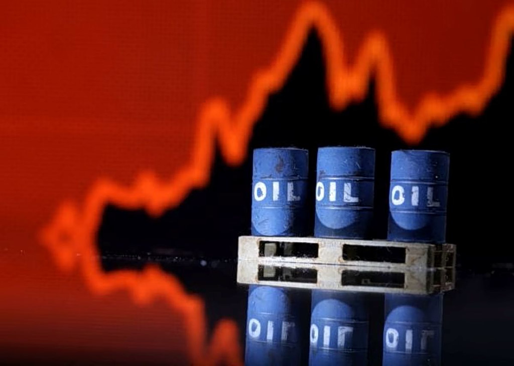 Oil Prices Poised to Surge as U.S.–Iran Tensions Escalate