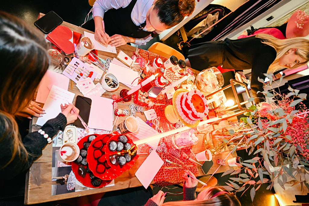 ‘Hybrid Cafes’ Are Taking Over Athens