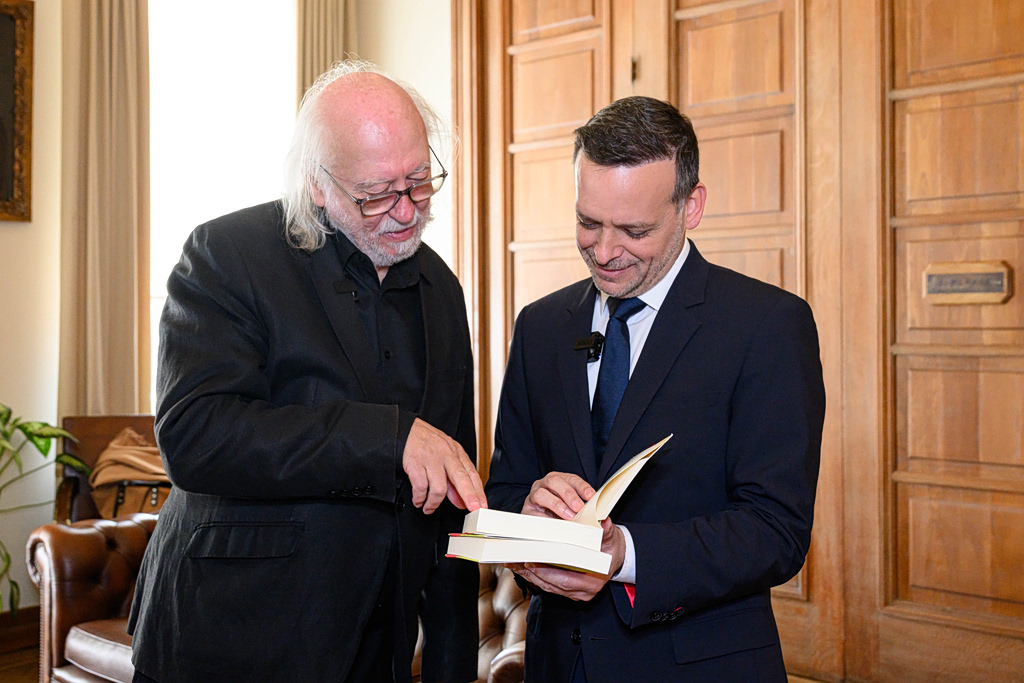 Athens Honors László Krasznahorkai At 1st International Literature Festival