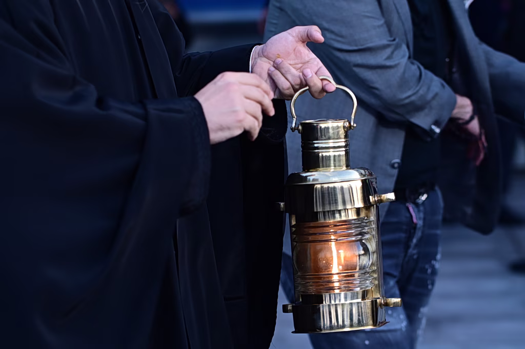 Holy Fire Transport to Greece – Talks Ongoing Amid Safety Issues