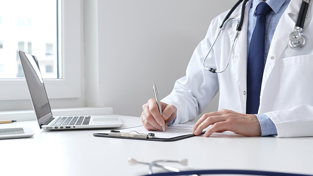 M. Themistokleous: 850 Permanent Doctors Before Easter