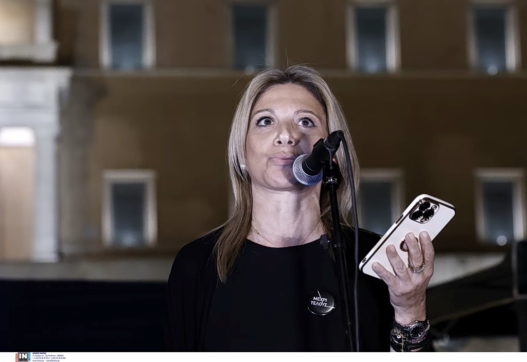 Karystianou Finally Announces New Party on Wed.