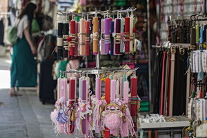 Easter Shopping Hours Begin Today Across Greece