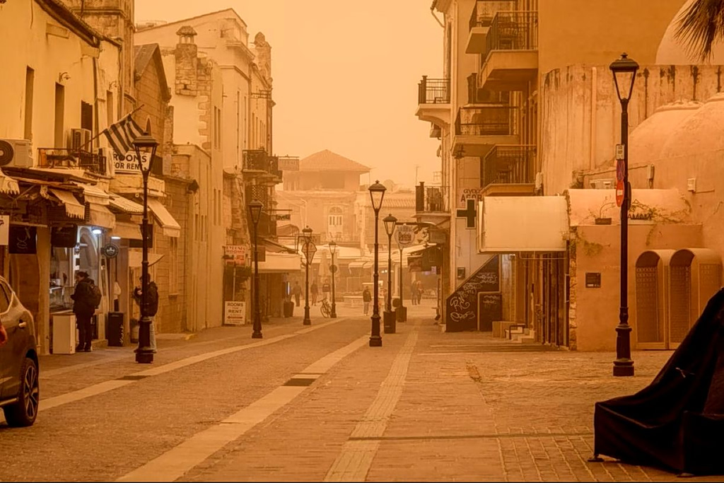 Storm Erminio Forces School Closures Across Greece