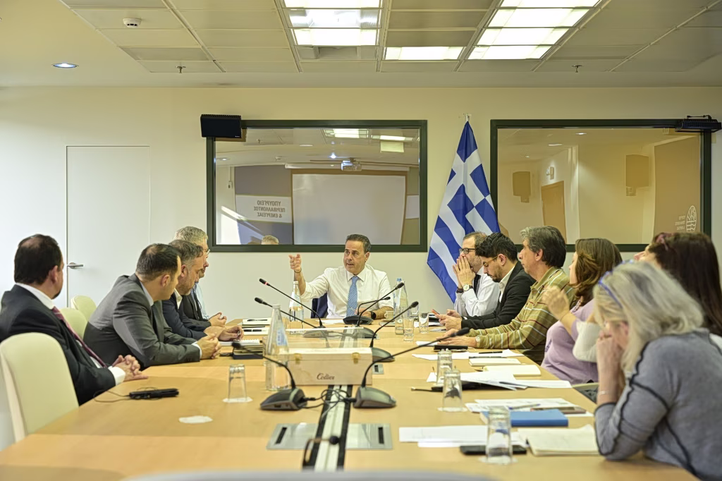 Electricity & Fuels: Greece on Alert over Energy Supply Security