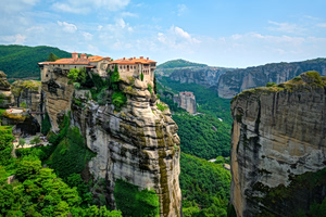 Woman Dies After Fall from Meteora Monastery Site