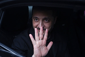 Ukraine and Russia Welcome Iran Ceasefire, Urge Peace Talks to Resume