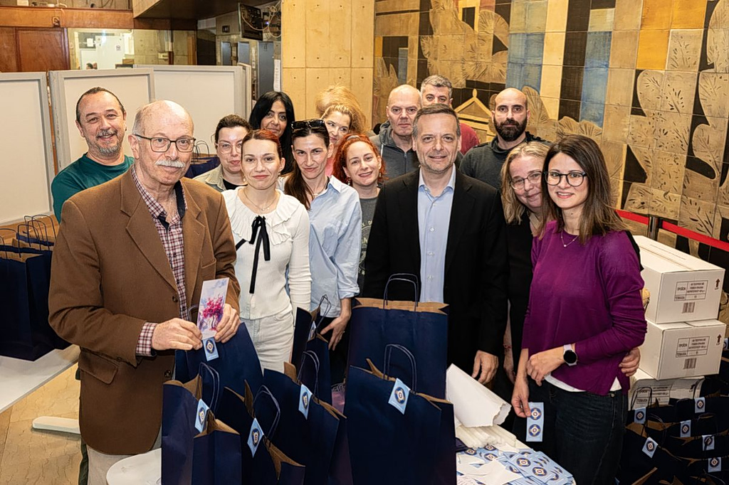 Athens Municipality Delivers Easter Cheer to 3,500 Senior Residents