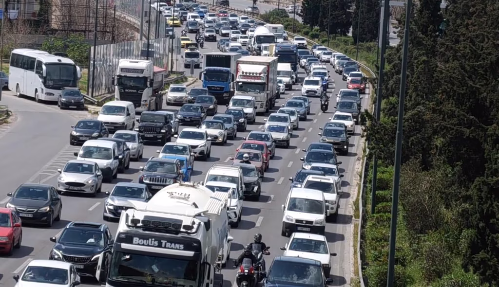 Easter: Heavy Traffic on the Roads – Holiday Exodus Reaches Its Peak