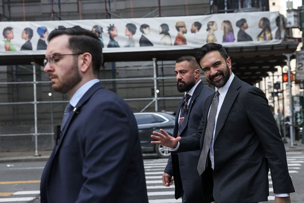 Easter Wish in Greek by Mamdani in Presence of Archbishop Elpidophoros (Vid)