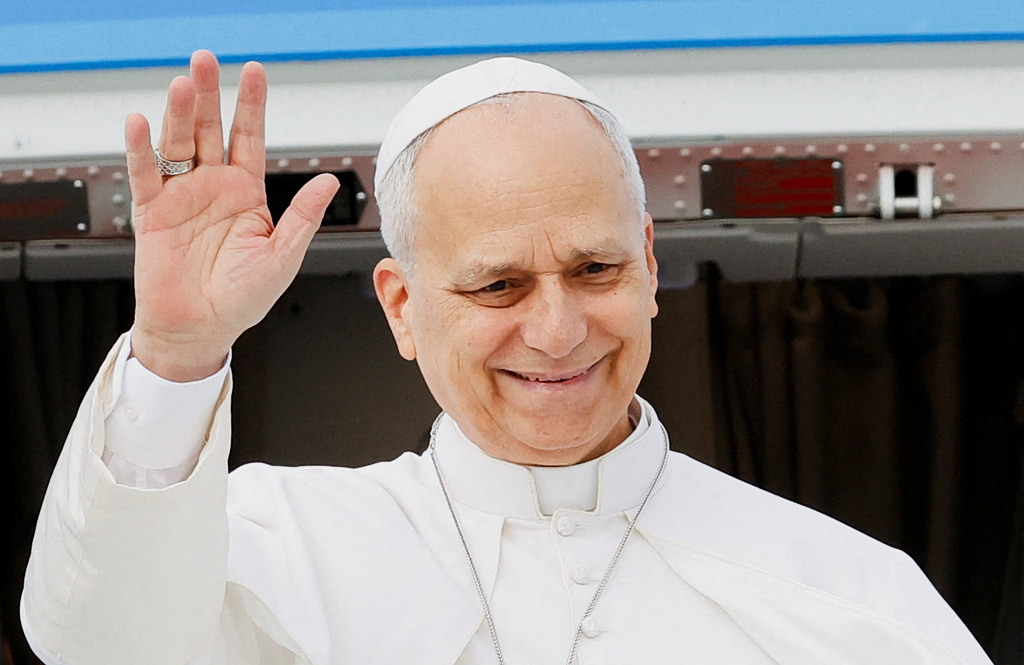 Trump Calls Pope Leo ‘terrible’ in Rare Public Clash