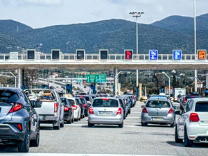 Easter Travel Return Brings Major Traffic Delays