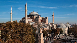 Two Arrested Inside Hagia Sophia for Unfurling Greek Flag (Vid)
