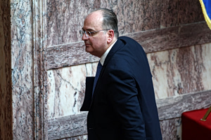 Greek Deputy Minister Lazaridis Defends Degree on TV