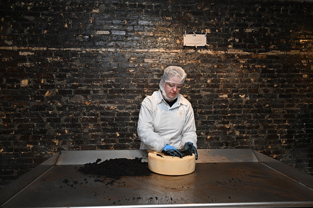 Fight Over Feta Strains America’s Ties With Europe