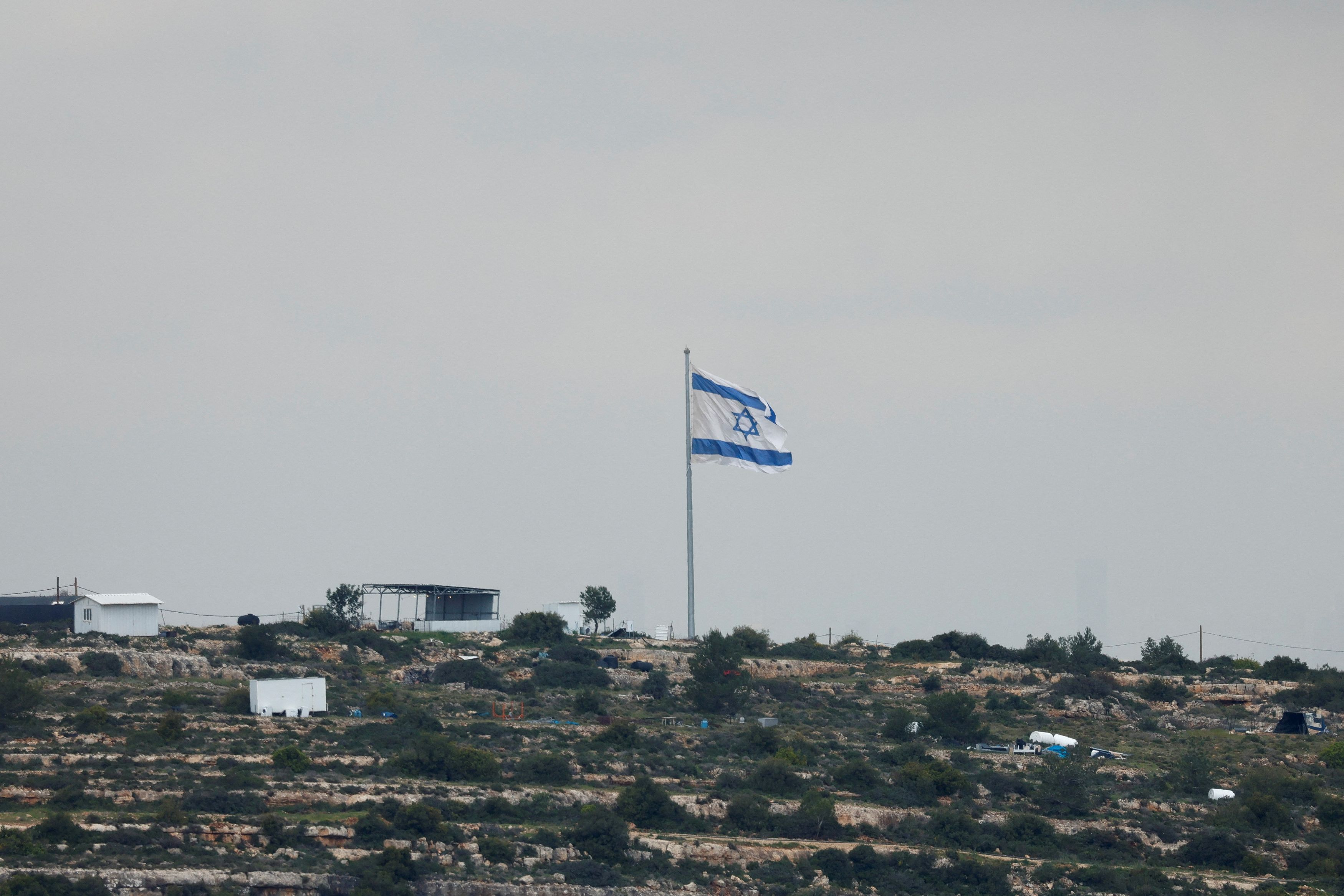 Strong Reactions In Israel Over The Cover Of L’Espresso – What The Italian Photographer Says