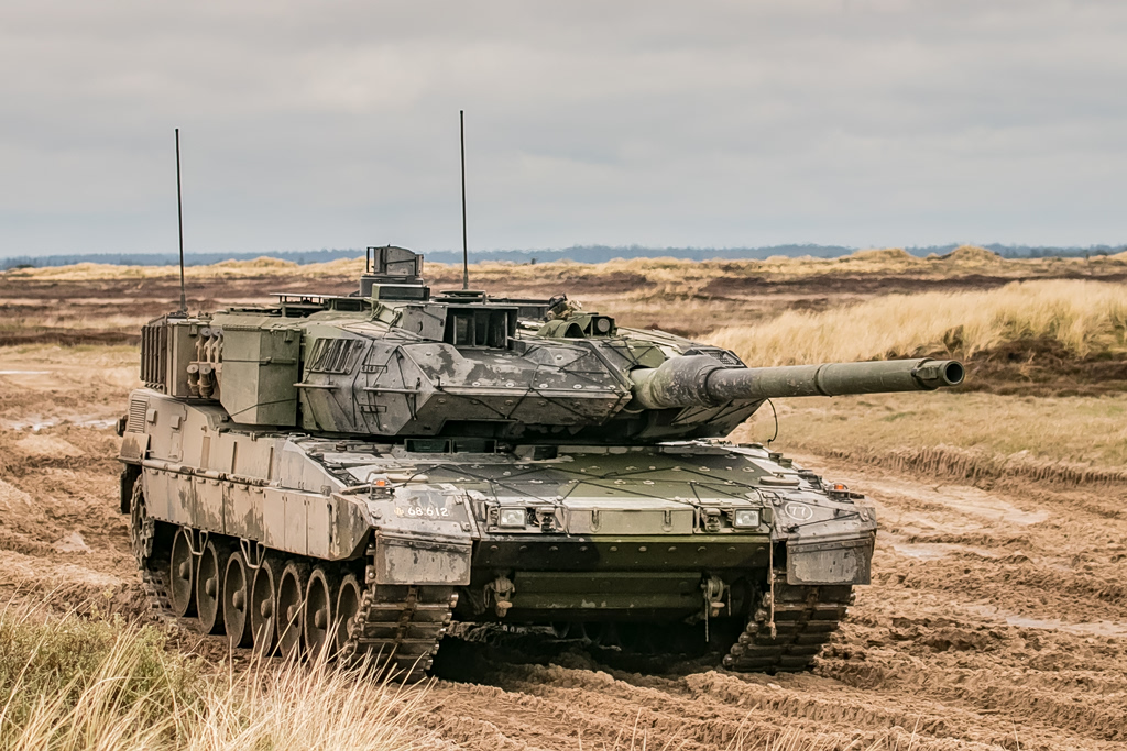 Greece, Cyprus in Talks Over Leopard Tank Transfer