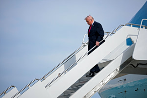 Behind Trump’s Public Bravado on the War, He Grapples With His Own Fears