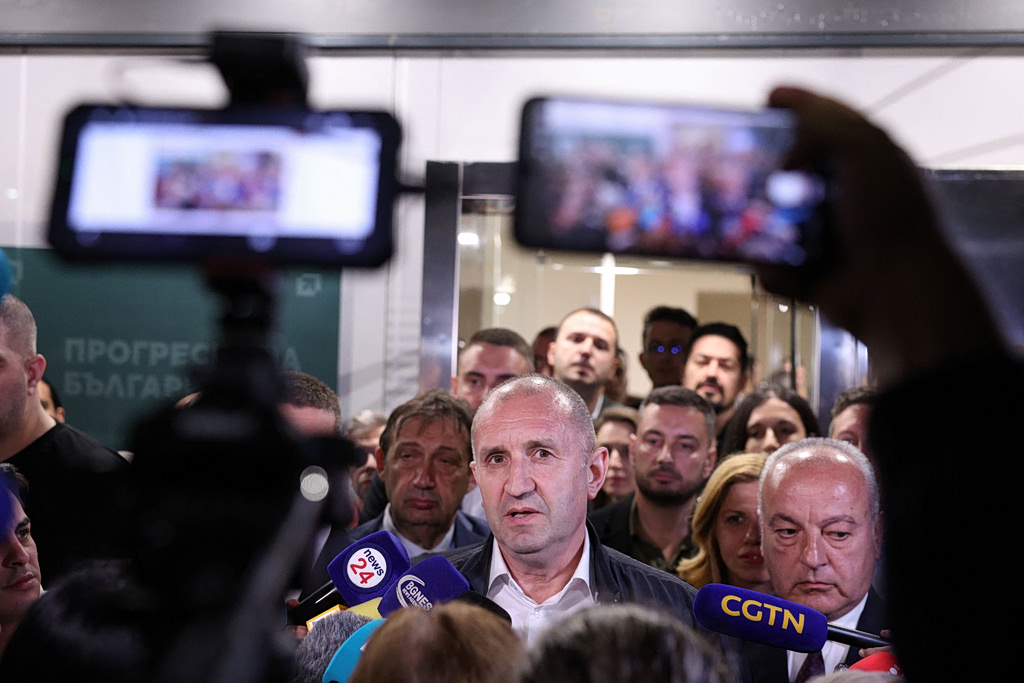 Bulgaria’s Radev Wins Landslide Election Victory