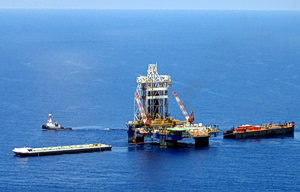 Big Oil Plows Billions Into Far-Flung Drilling Sites to Escape Iran Turmoil