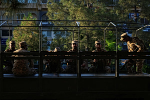 U.S., Iran Delay Talks in High-Stakes Game of Chicken