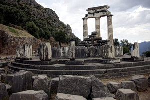 Greece Pushes for Western Balkans EU Accession at Delphi