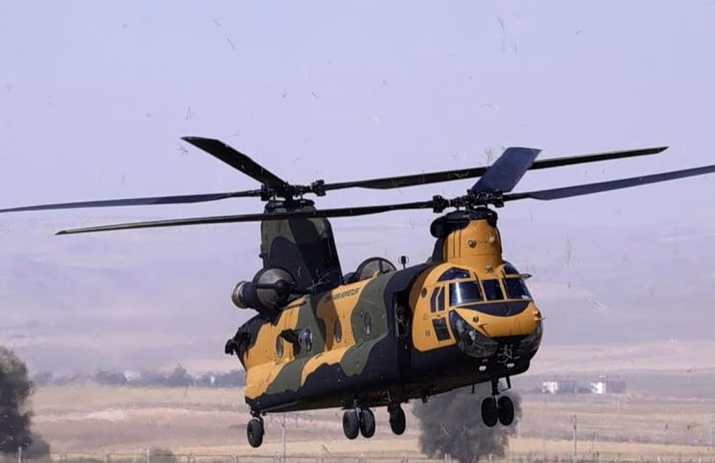 Turkish Military Chinook Crashes Near Ankara During Training Flight