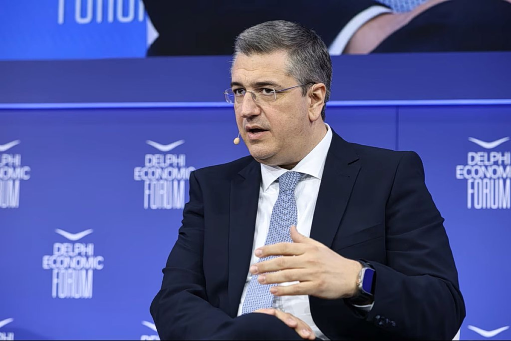 Infrastructure Push and Fuel Concerns Highlighted at Delphi Forum