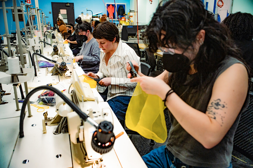 Suddenly Everyone Wants a Tailor. They’re in Short Supply.