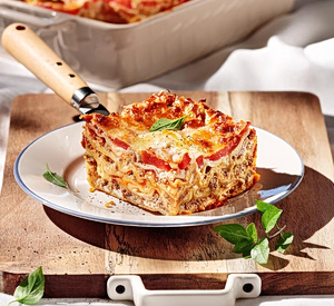 Lasagna with Ground Beef and Yogurt (No Béchamel)