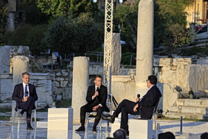 Macron Hails ‘Historic’ Alliance Between Athens, Paris (Livestream)