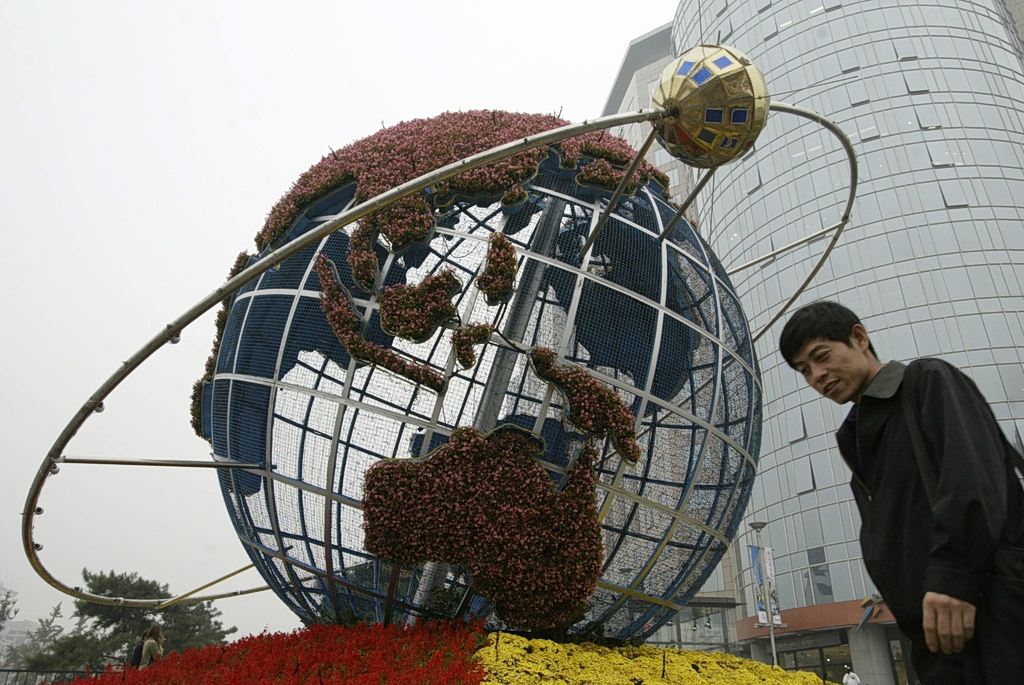 Chinese Satellites Over Mideast Battlefield Put U.S. on Edge