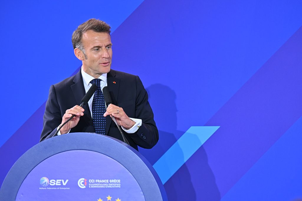 Macron Calls Greece a Model of Economic Progress