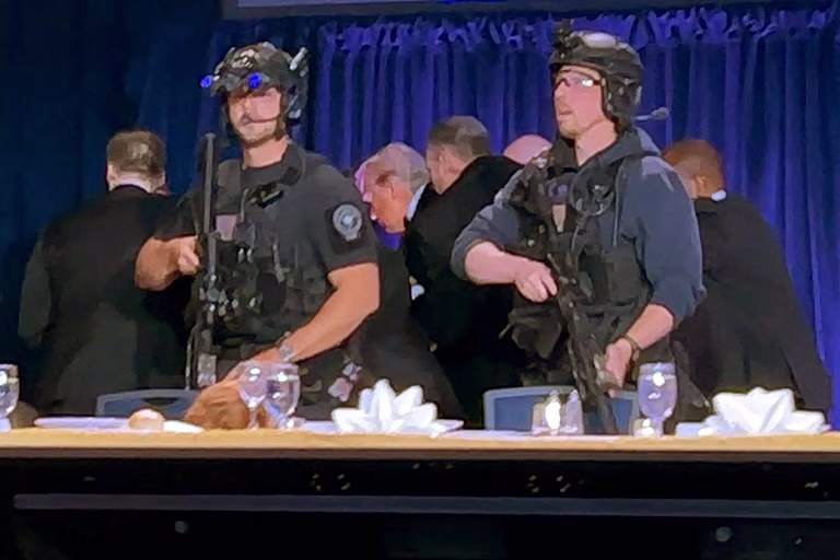 A Shooter Throws Trump’s Night With the Press Into Chaos