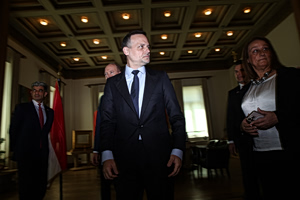 Athens Mayor Vows to Save Plaka from Overtourism