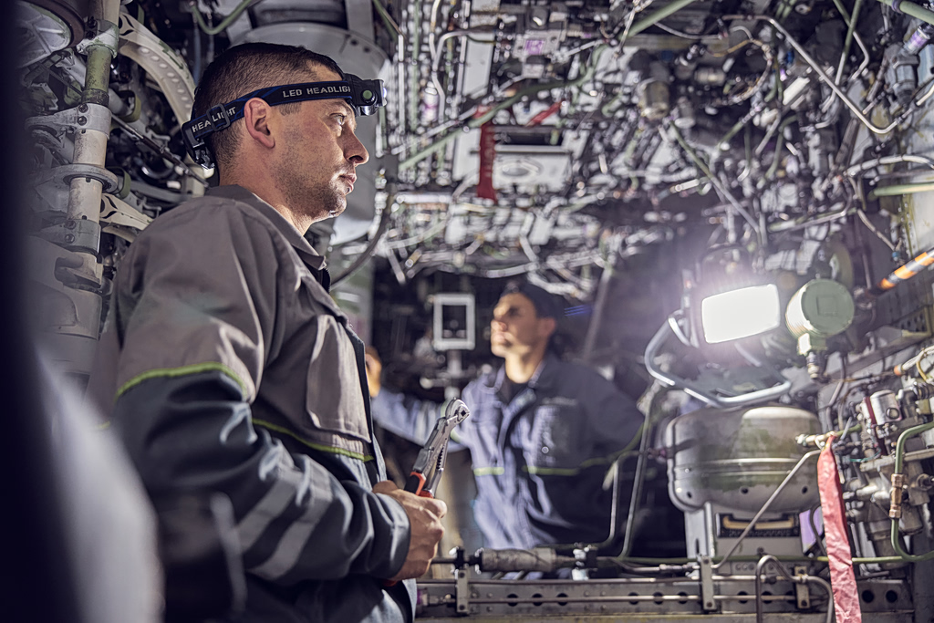 Aircraft Technicians Make Six Figures and Airlines Can’t Find Enough of Them