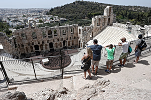 Greek Tourism Under Stress – Still Remains on Top in Travel Lists