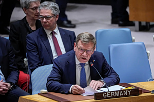 German FM Visits Athens for High-Stakes Talks