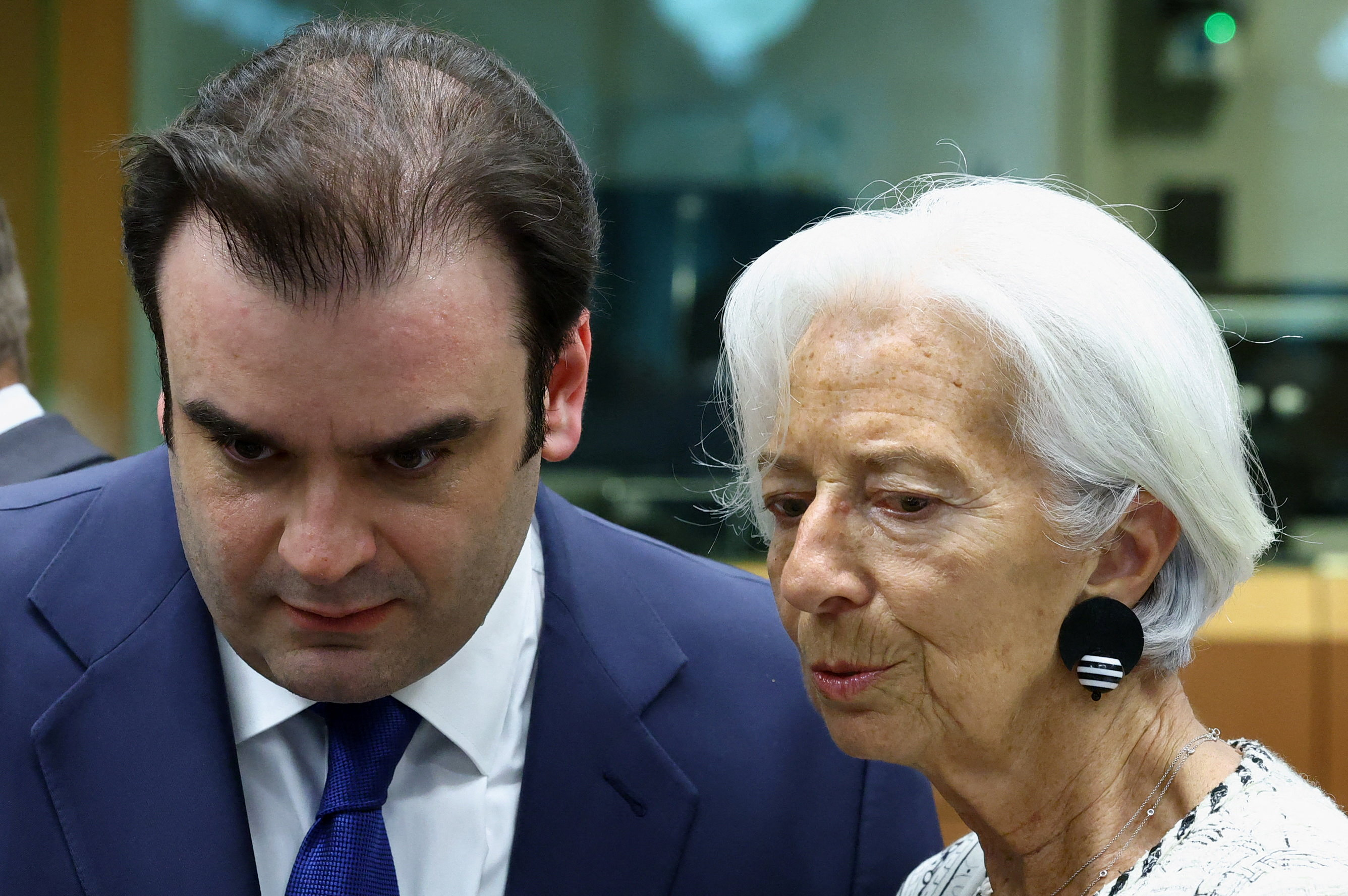 Eurogroup Warns of Stagflation Risk as Middle East Crisis Bites