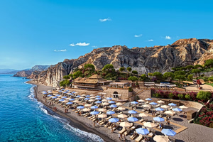 Santorini Welcomes Royal Caribbean’s 1st Exclusive Beach Club in Europe