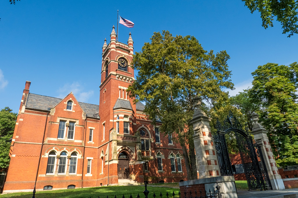 These Are the Hiring Hot Spots Where College Grads Are Landing Good Jobs