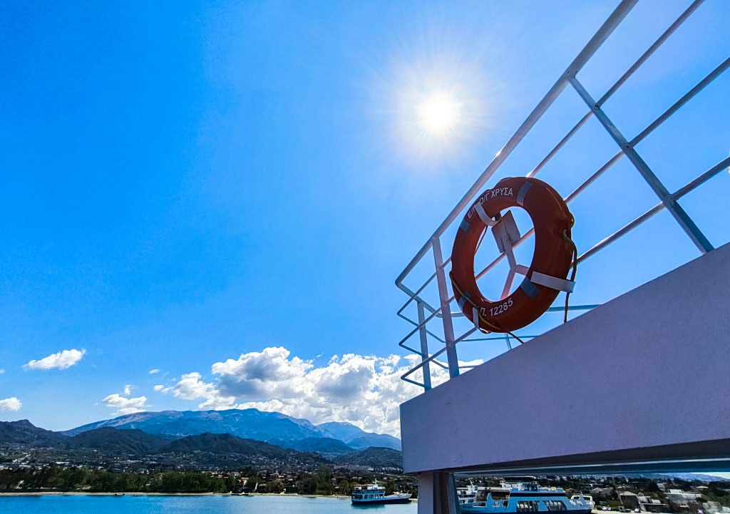Greece Set for Summer-Like Heat as Temperatures Soar
