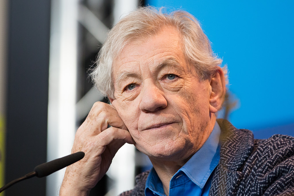 Gandalf vs Dumbledore: Ian McKellen Has No Doubt