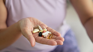 Who Exactly Is That Wellness Influencer? Not Likely a Doctor or Nurse