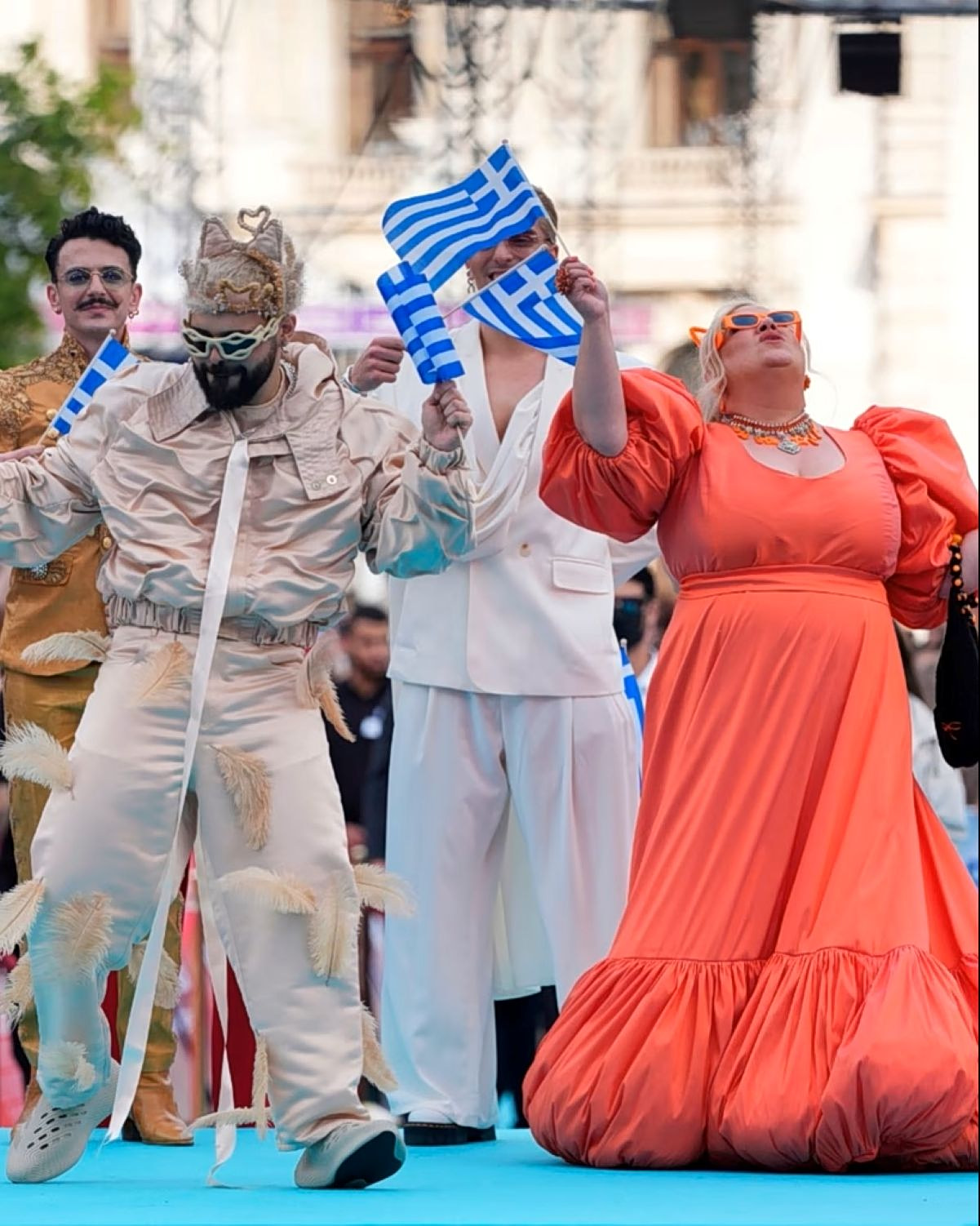 Akylas Eurovision turquoise carpet