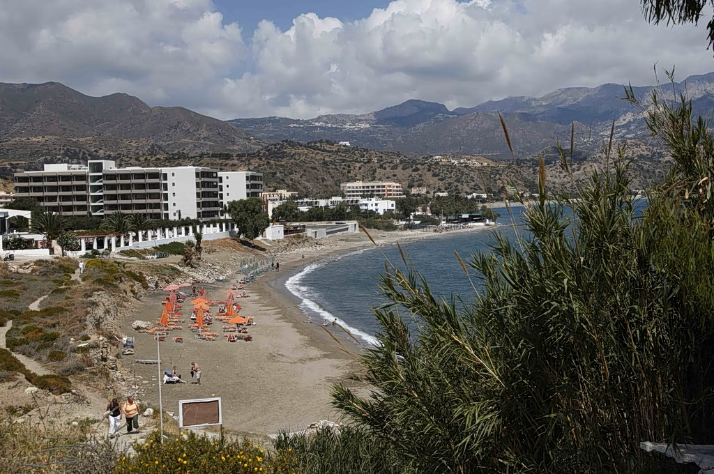Gov’t Unveils Sweeping Tourism Zoning to Counter ‘Overdevelopment’ on Isles, Coastlines